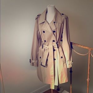Michael Kors Trenchcoat/Raincoat - like new!!